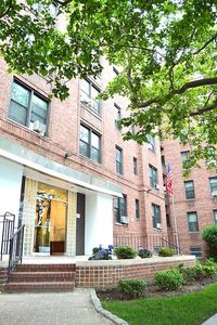 84-31 Van Wyck Expy #5F, Queens, NY, 11435