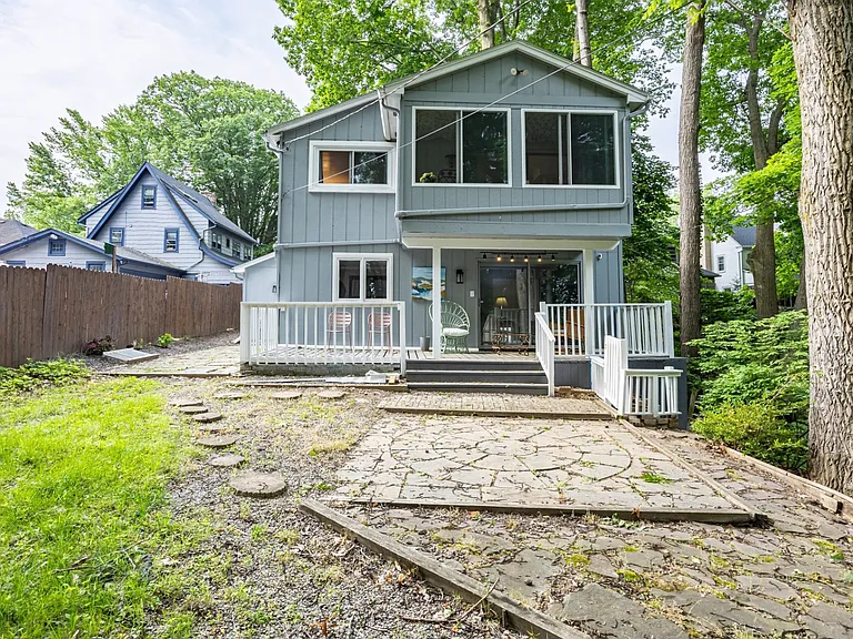 148 Chestnut Hill Dr — Photo 12