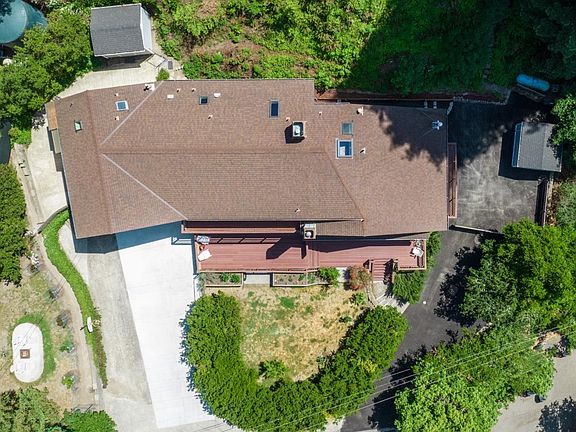 2nd image of 172 Glen Canyon Ct