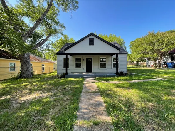 607 E Monterey St, Denison, TX 75021
