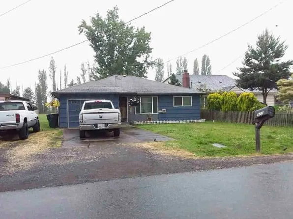 925 33rd Ave, Longview, WA 98632