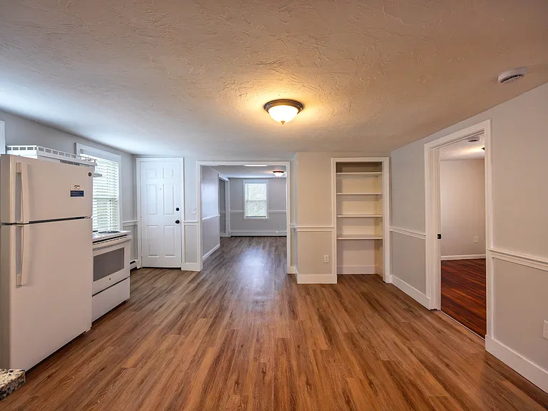 20 Forest Avenue Ct #3 — Photo 1