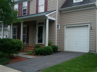 408 Winter Walk Dr, Gaithersburg, MD 20878