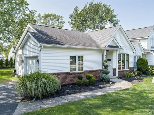 426 Burroughs Dr, Amherst, NY 14226