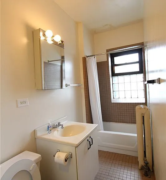 4307 N Lincoln Ave #2B — Photo 4
