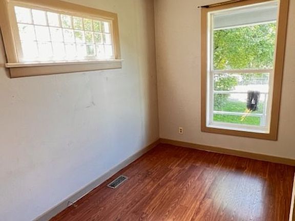 5th image of 2521-2523 E Sharp Ave #Aca3de02b