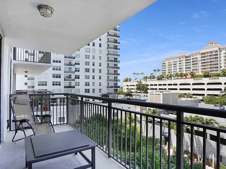 3031 N Ocean Blvd #501 — Photo 15