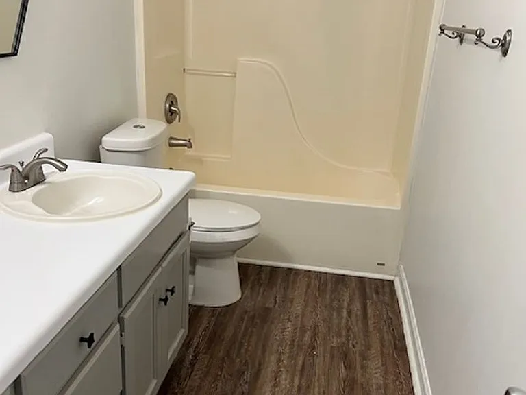 964 Wildwood Ave — Photo 15