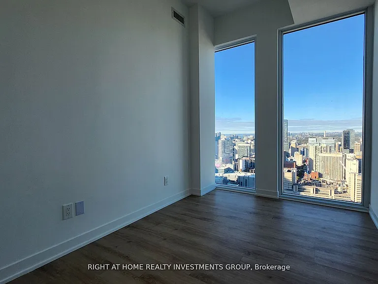 319 Jarvis St #LPH02 — Photo 20