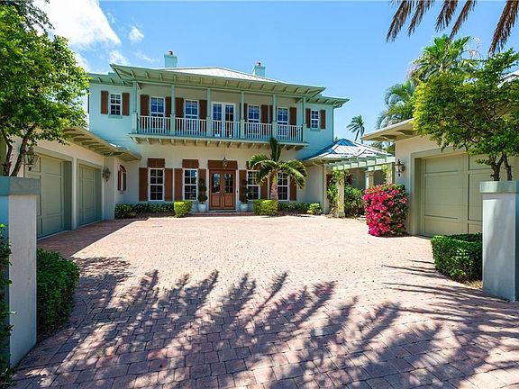 2nd image of 526 Feather Palm Dr