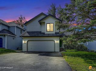 8020 Chipper Tree Cir, Anchorage, AK 99507