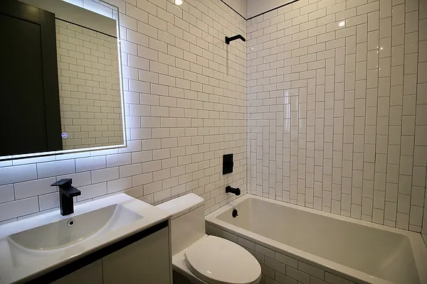 Rented by Hagstrom Management Inc | media 25