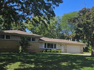 4345 N 142nd St, Brookfield, WI 53005