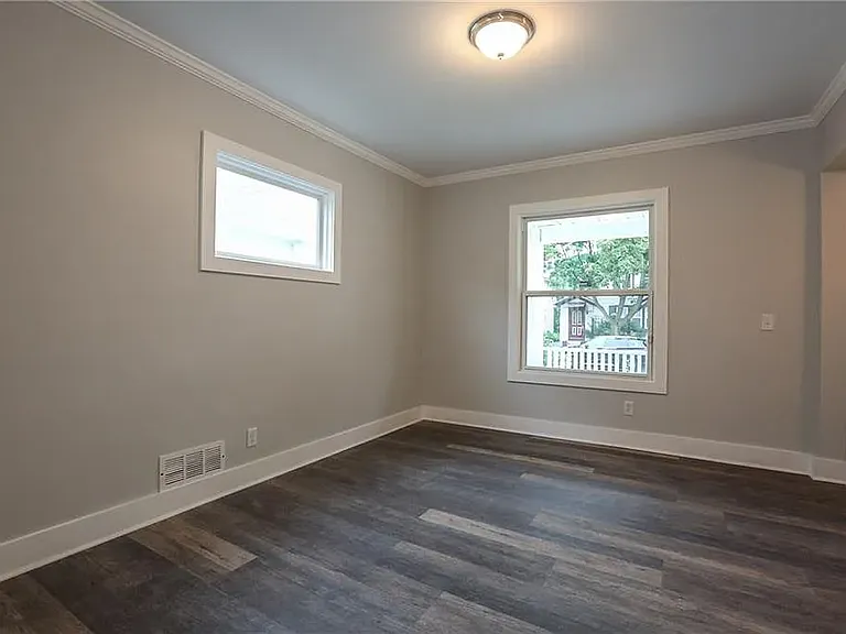 425 Gregory St #1 — Photo 7