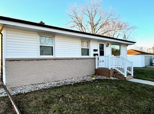 816 Ostergaard Ave, Racine, WI 53406