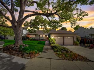 1131 Foothill St, Redwood City, CA