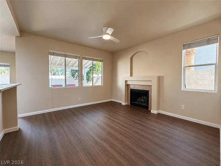 1436 Country Hollow Dr — Photo 7