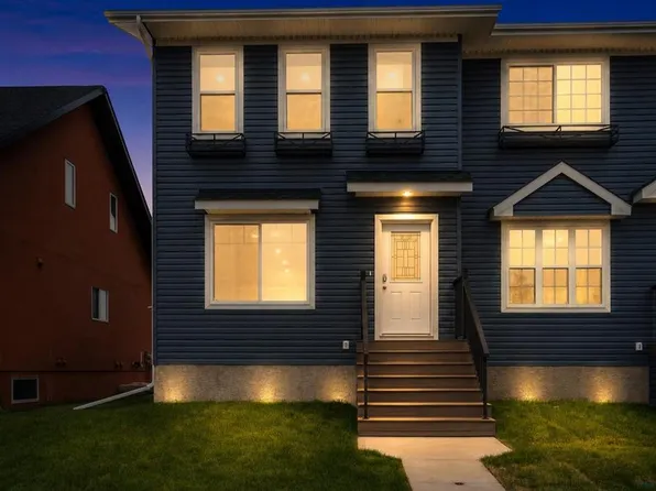 7309A W 44b Ave, Camrose, AB T4V 5E2