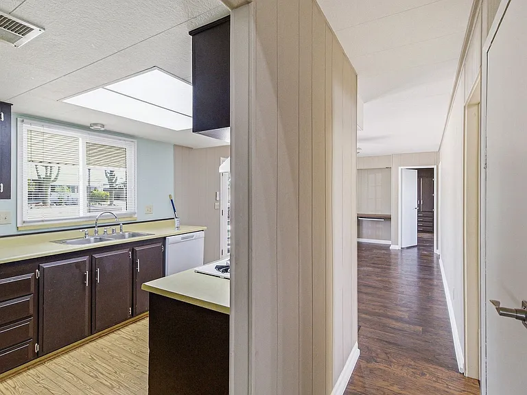 1309 Coronado Dr — Photo 23