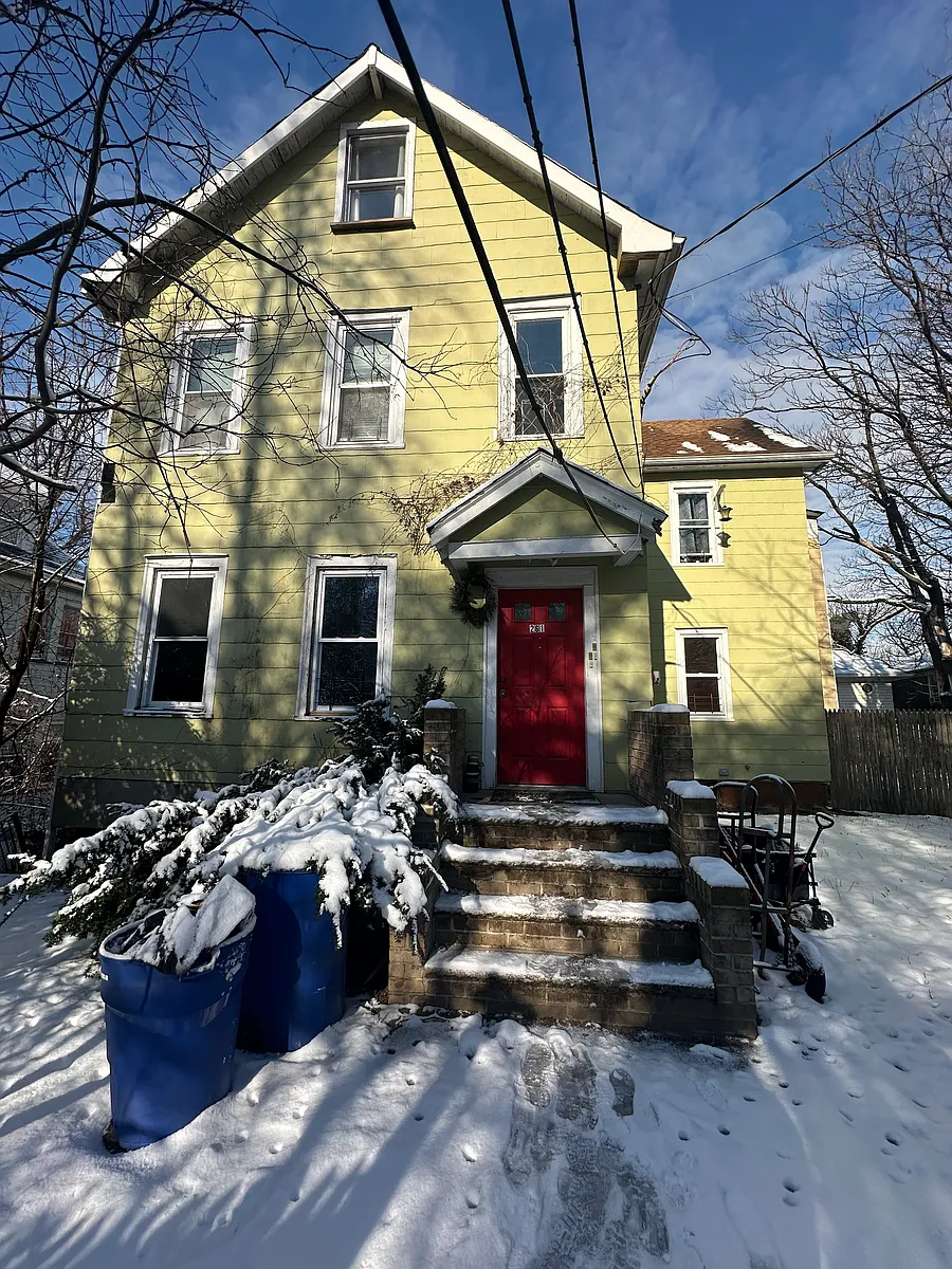Building Photo - 261A Hamilton Ave #1