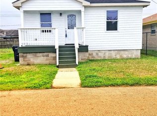 2213 Caluda Ln, Violet, LA 70092