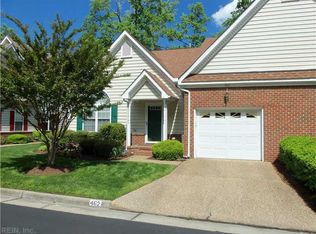 462 Little Neck Rd, Virginia Beach, VA 23452