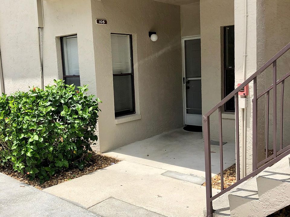 ENTRANCE TO UNIT. 105