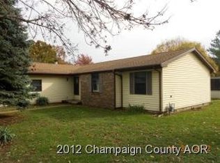 203 Foxwell Ct, Champaign, IL