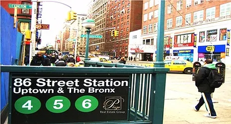 Rented by Plaza Real Estate Group