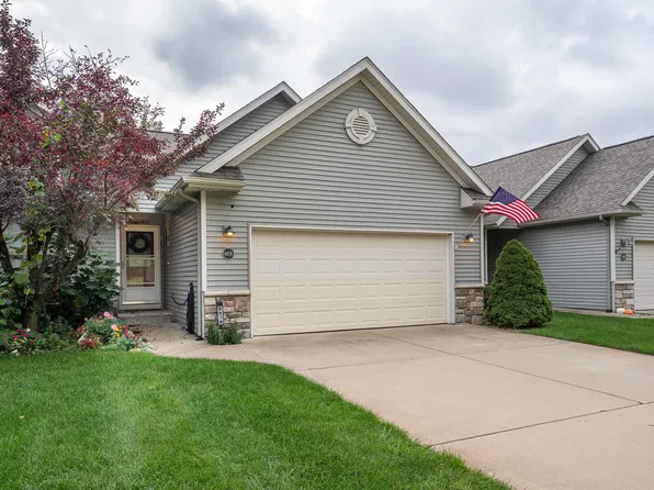 8878 Macywood Ln, Richland, MI 49083
