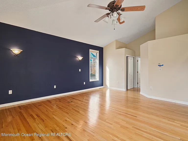 194 Pelican Ct — Photo 30