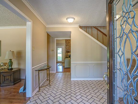 5th image of 3134 La Quinta Dr