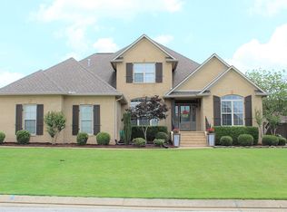42 Cobble Ridge Cv, Jackson, TN 38305