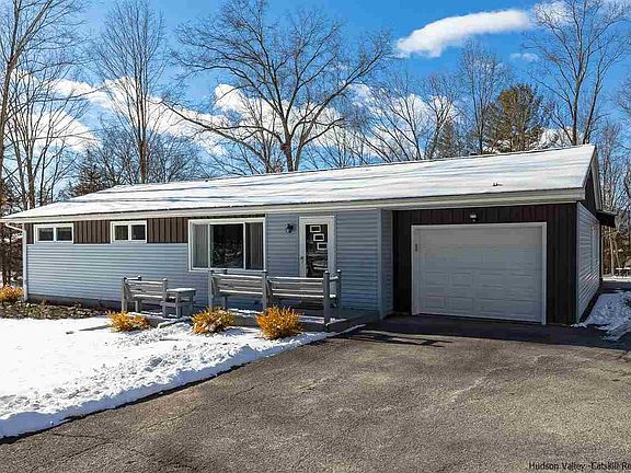 2nd image of 1 Juniper St