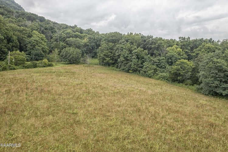 1st image of 378 Parks Ln