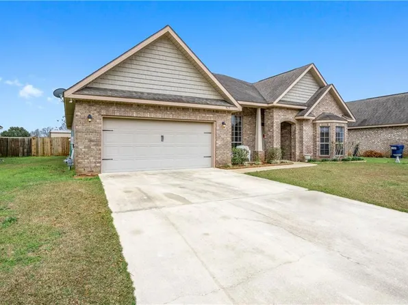 9825 Torrington Dr S, Semmes, AL 36575