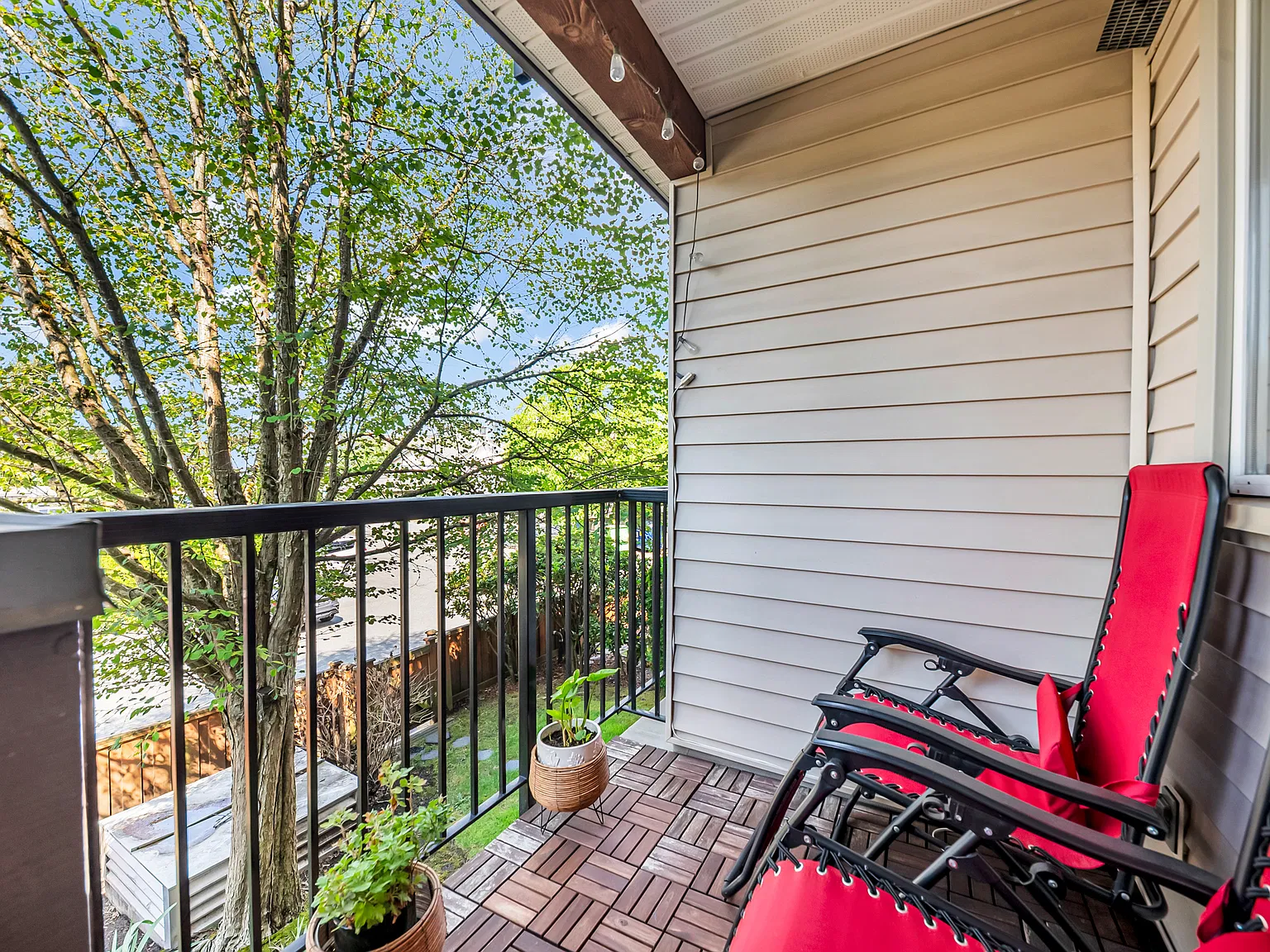 1 bed, 700 sqft, $1,800 — Photo 2