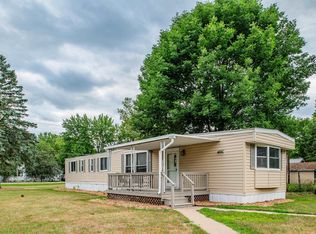 N2709 Duvenick Ln, Waupaca, WI 54981