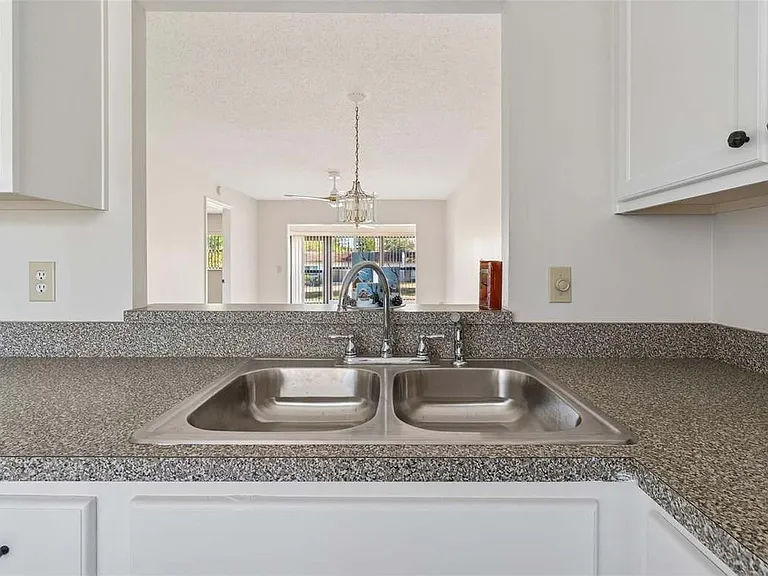 1285 Mission Hills Blvd #36-B — Photo 9