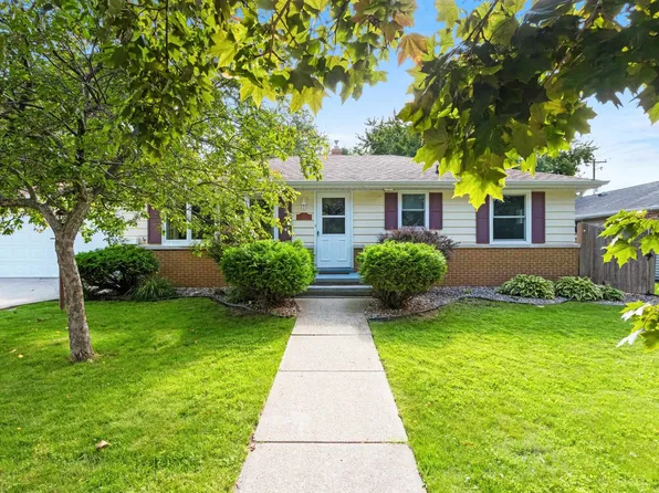 1312 N Viola St, Appleton, WI 54911