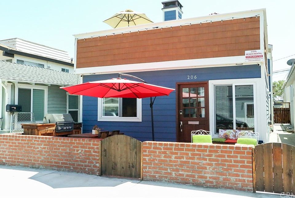1st image of 206 29th St