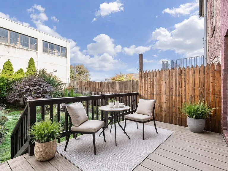 145 Halladay St #1 — Photo 9