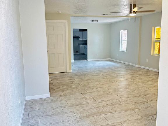 2nd image of 412 W Texas St