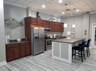 Kensington Club, Lancaster, PA 17603