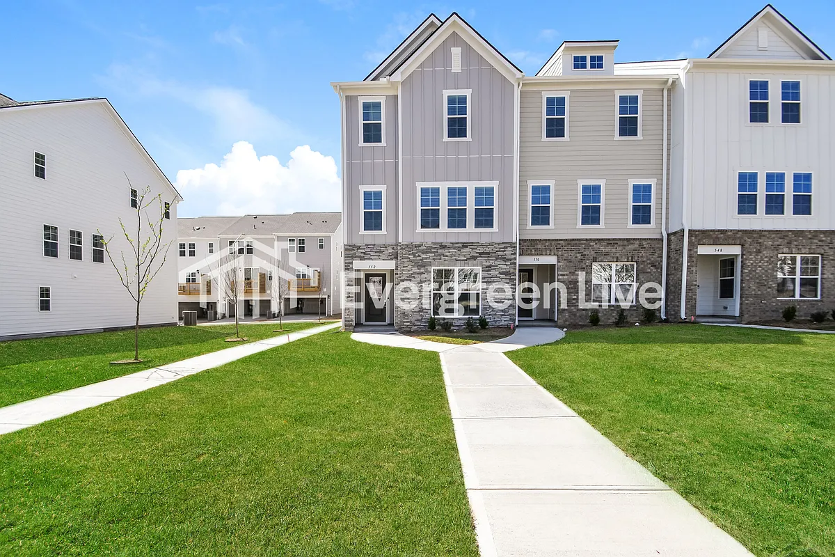 Building Photo - 552 Hodge Rd