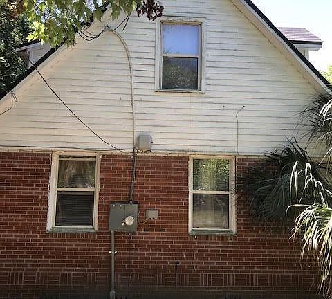 3rd image of 2103 Jersey St