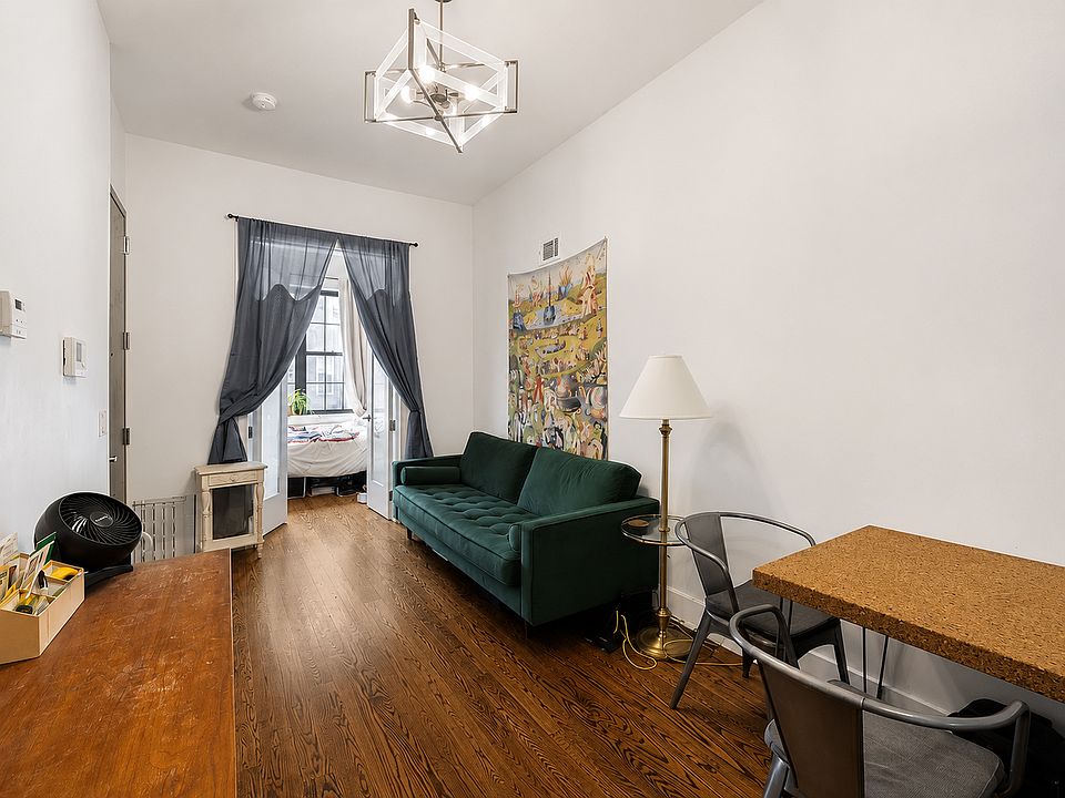1st image of 1863 Bleecker St #2L
