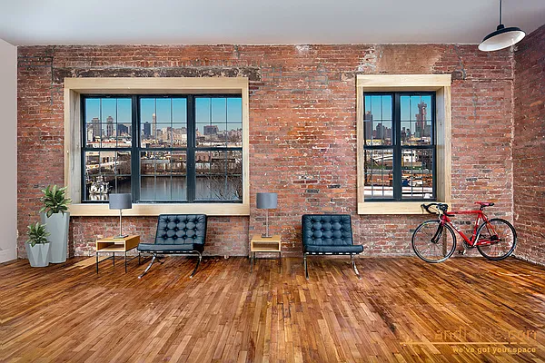 Rented by aptsandlofts.com | media 2