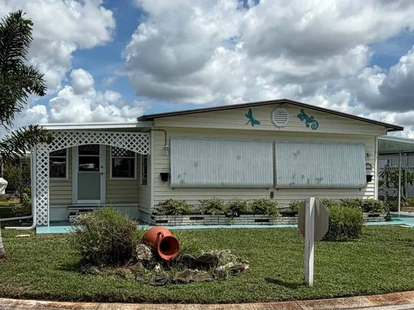 6315 Aloha Dr #156, Bradenton, FL 34207
