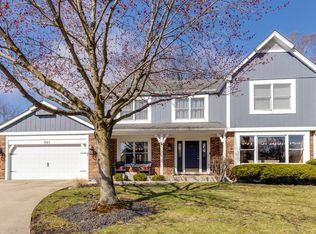 1121 Trevor Cir, Libertyville, IL 60048